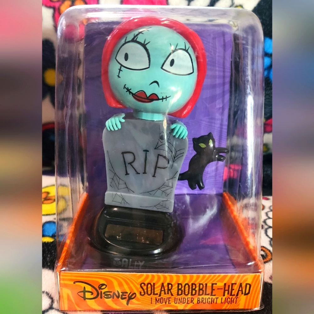 Nightmare before Christmas solar bobble head